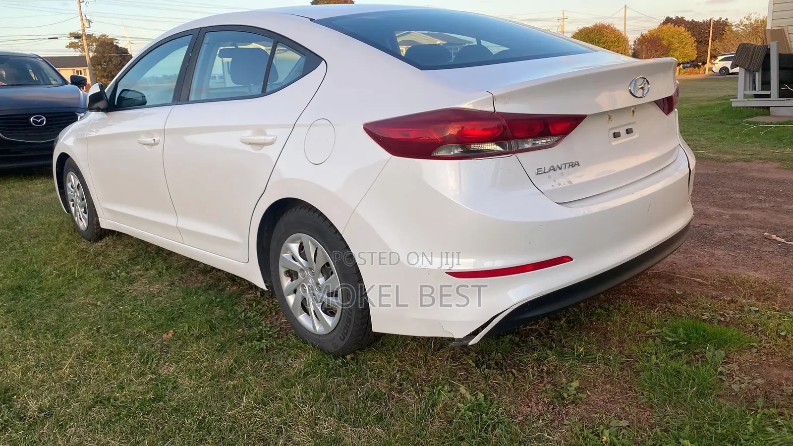Hyundai Elantra 2018 White