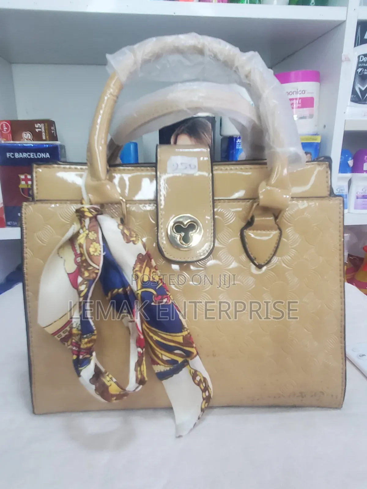 Beige Leather Ladies Hand Bag With Scarf