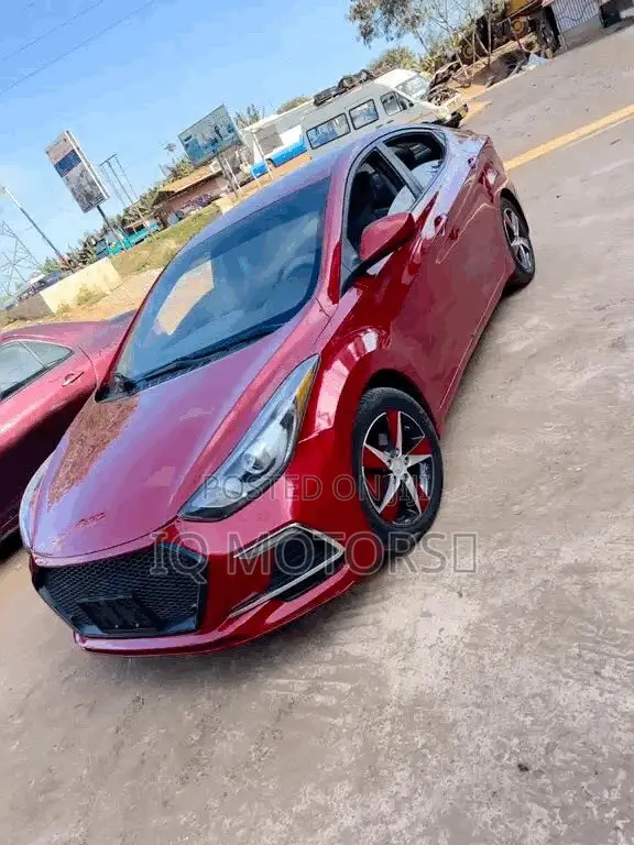 Hyundai Elantra GLS Sedan FWD (1.8L 4cyl 6M) 2013 Red
