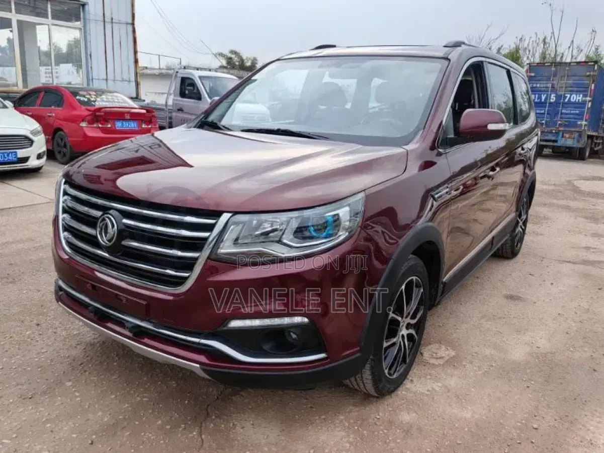 Dongfeng Fengxing Joyear 2016 Red