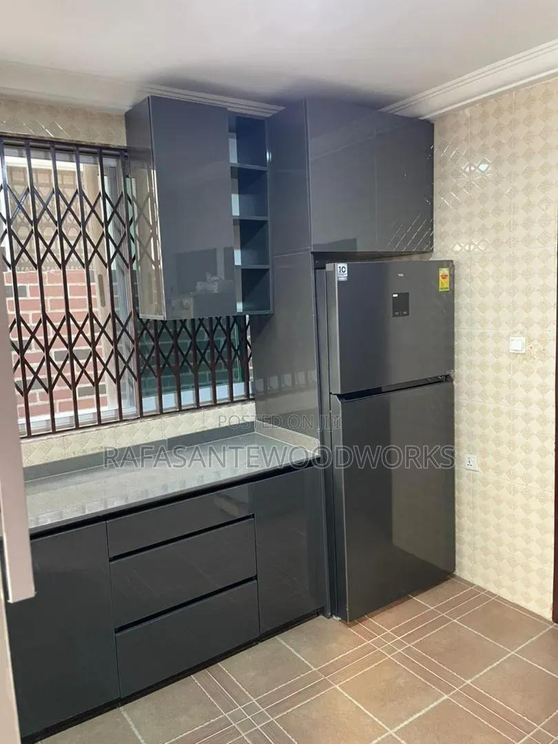 RAF in Kitchen Cabinet With MDF Board and Laminated Plywood