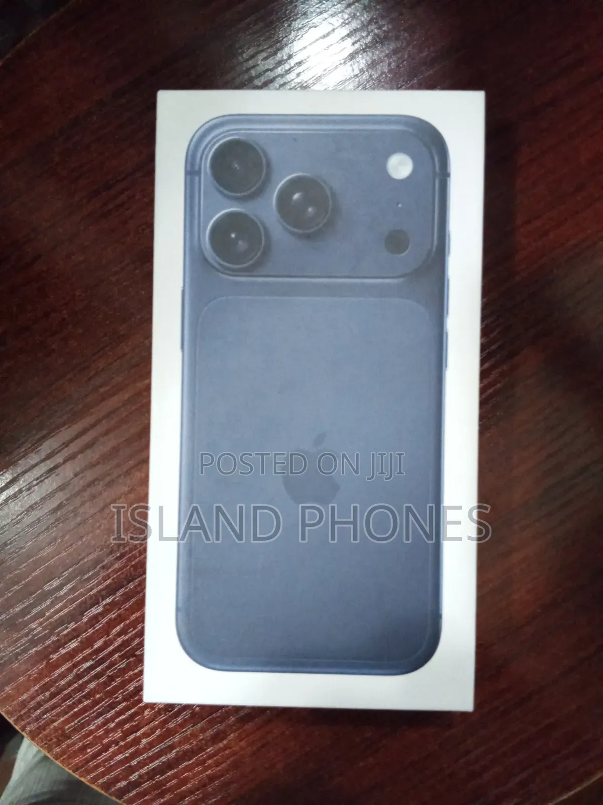 New Apple iPhone XR 128 GB Blue