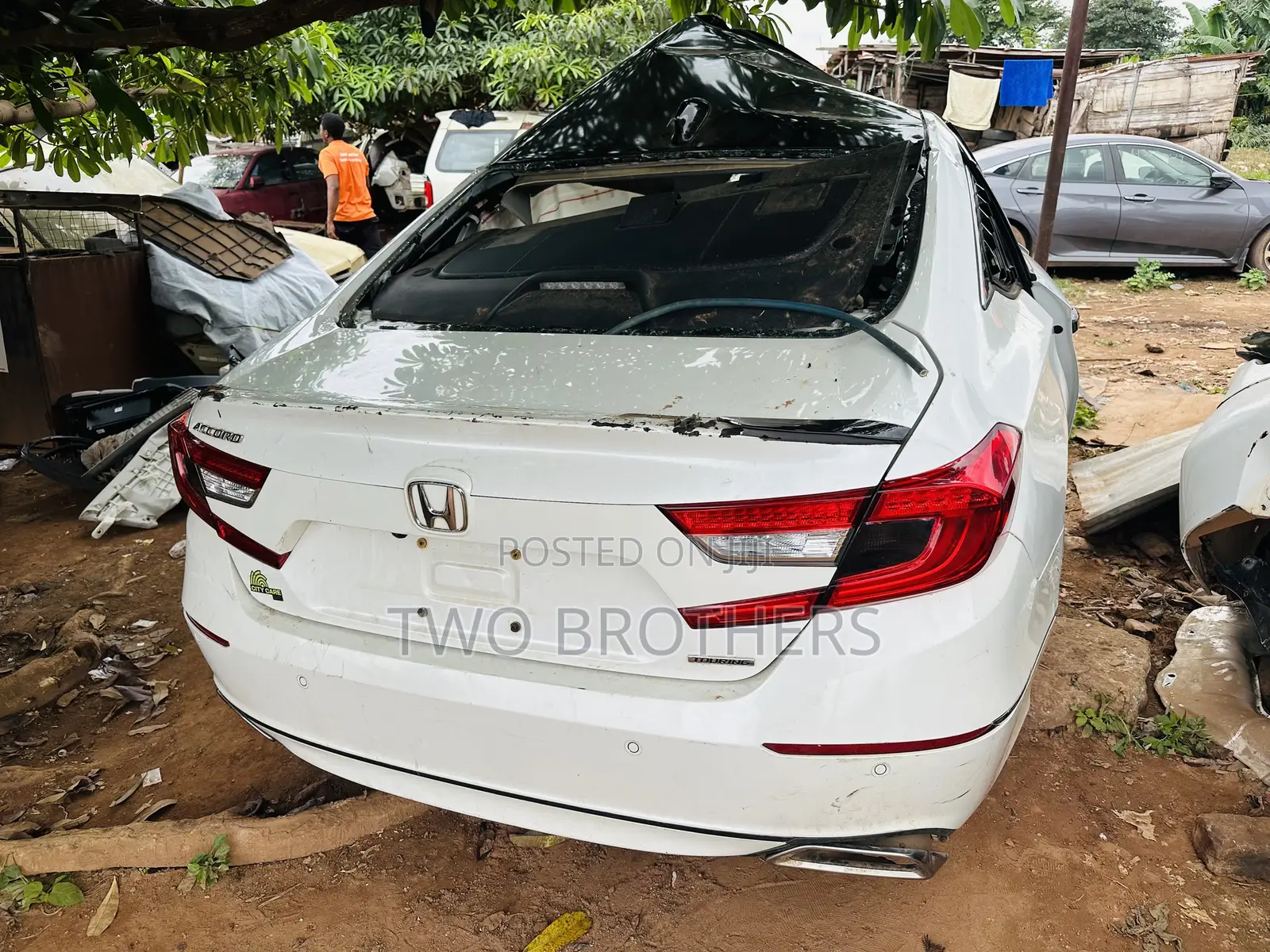 Honda Accord 2018, 2019, 2020, 2021 and 2022 Back/Rear Cutt