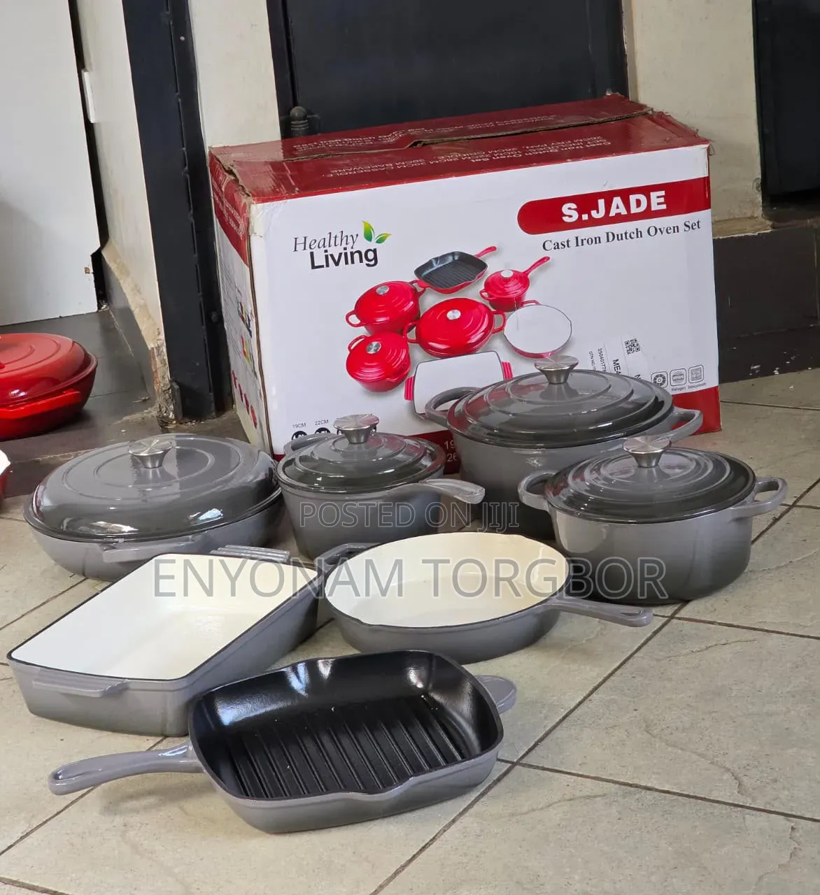 Cast Iron Cookware Set