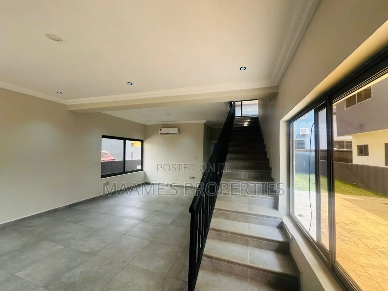 4bdrm Duplex in Haatso for rent