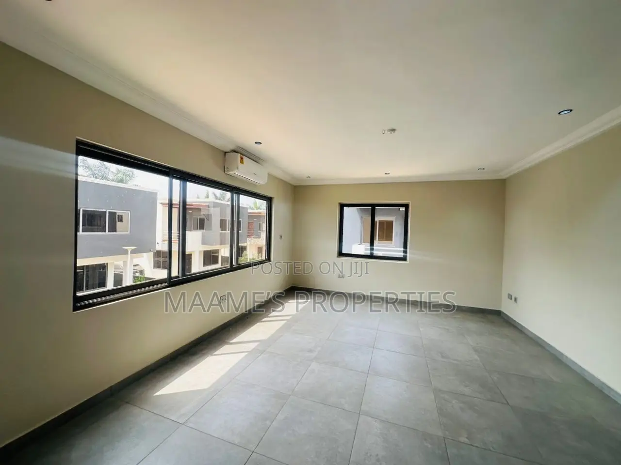 4bdrm Duplex in Haatso for rent
