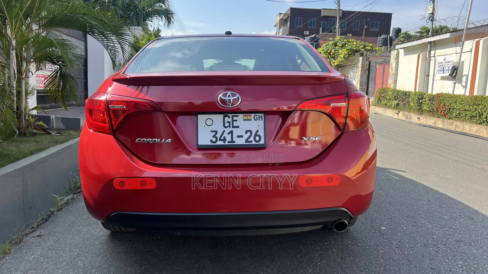 Toyota Corolla XSE (1.8L 4cyl 2A) 2018 Red