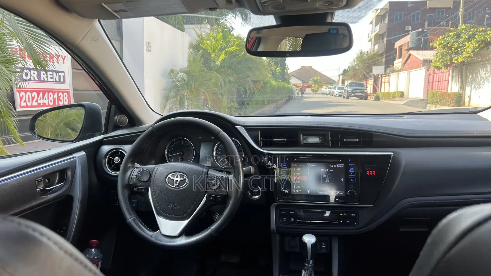 Toyota Corolla XSE (1.8L 4cyl 2A) 2018 Red