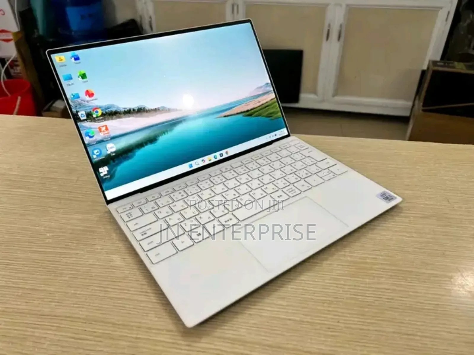 New Laptop Dell XPS 13 16GB Intel Core i7 SSD 512GB