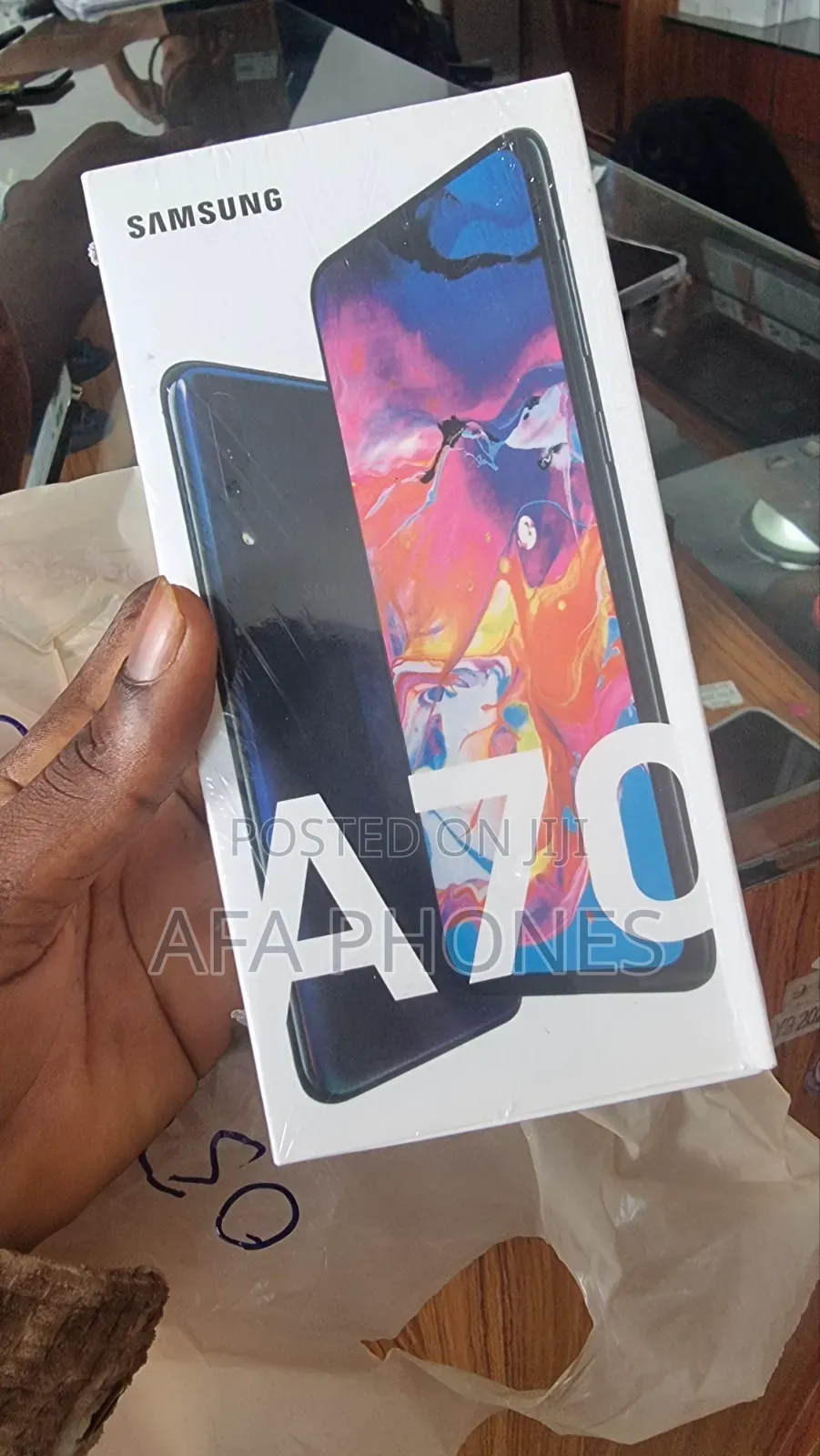 New Samsung Galaxy A70 128 GB Black