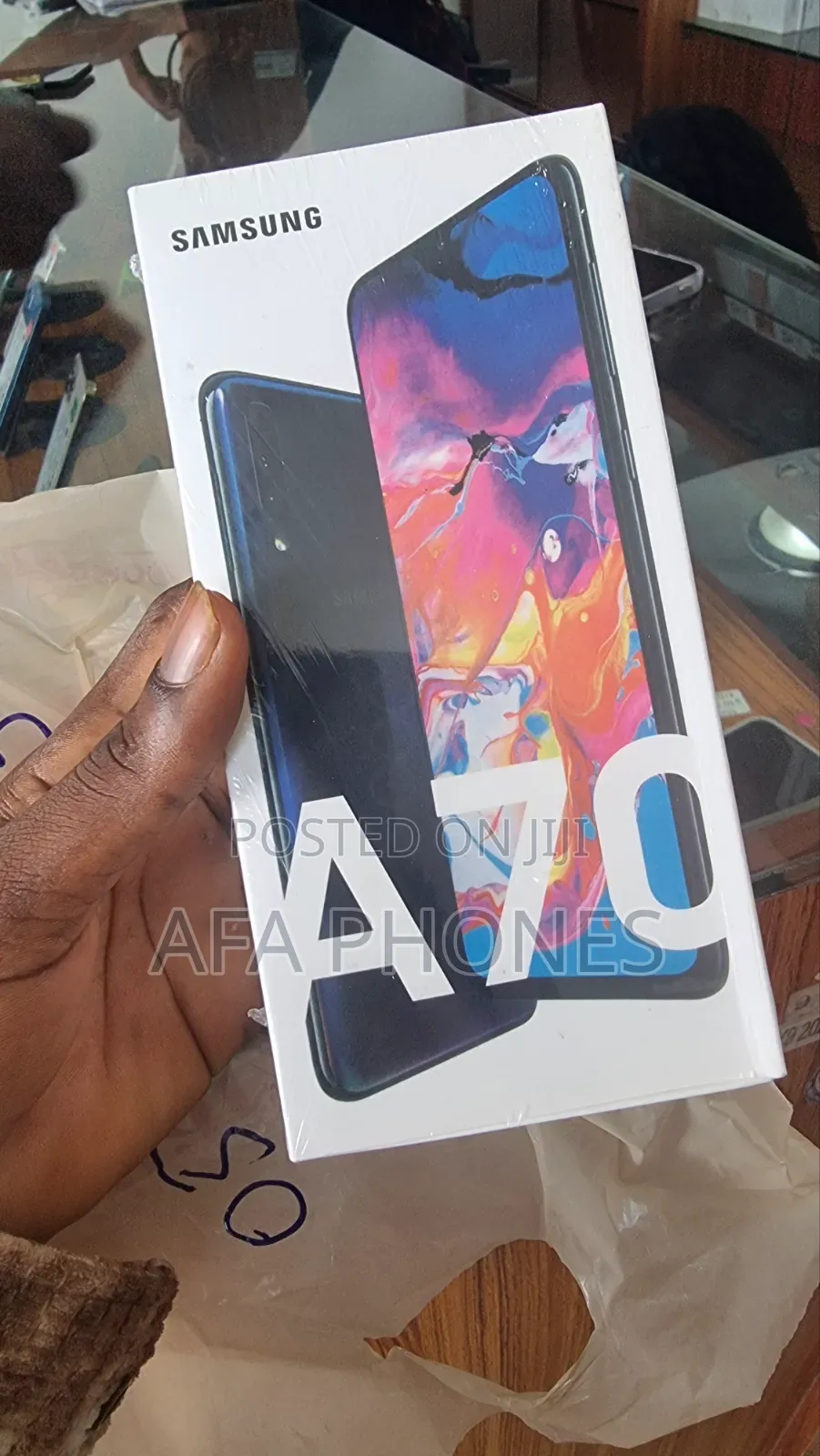 New Samsung Galaxy A70 128 GB Black