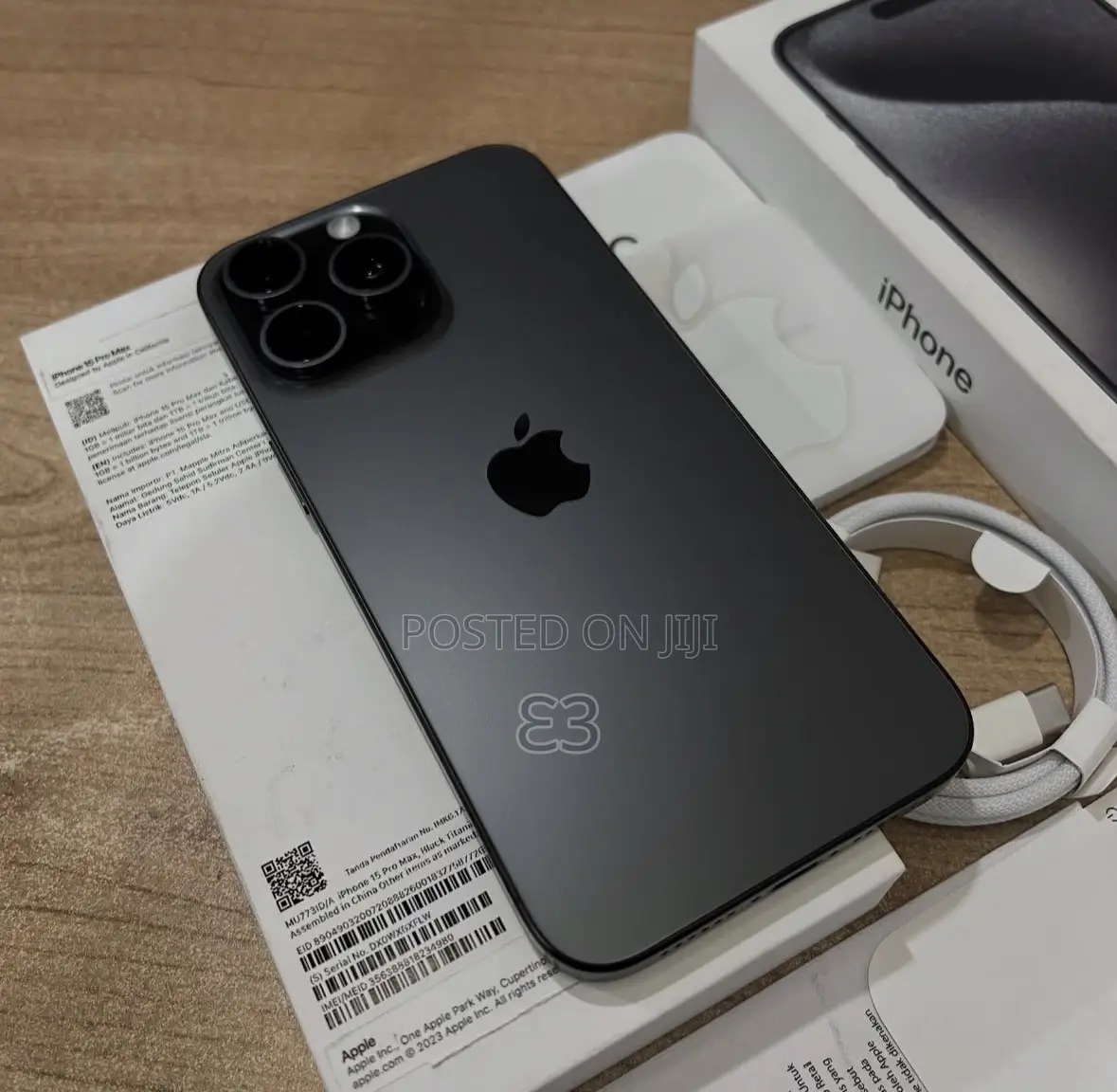 New Apple iPhone 15 Pro Max 256 GB Black