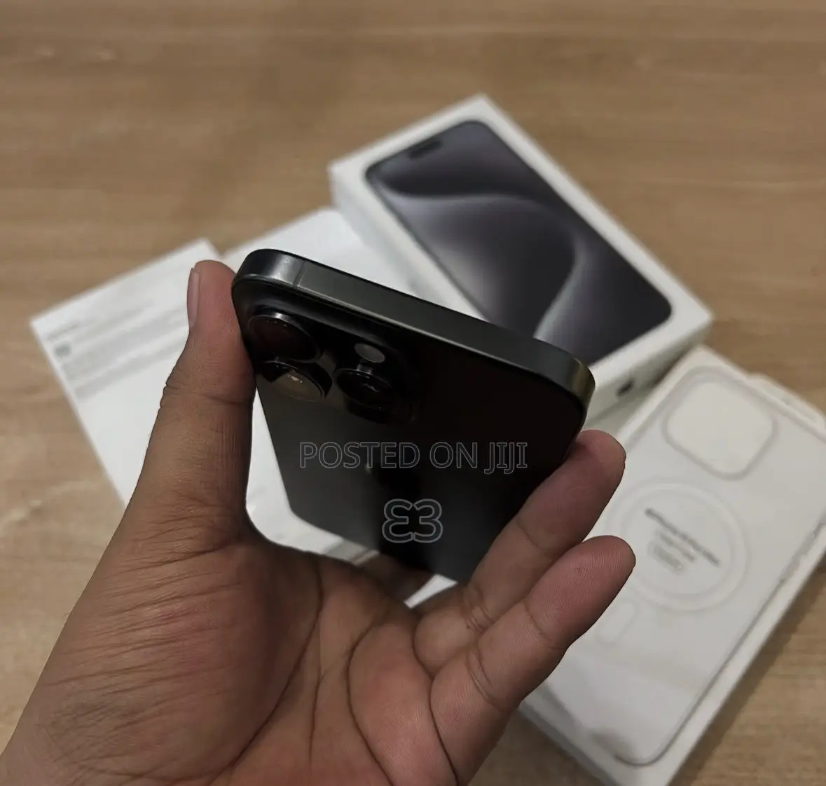 New Apple iPhone 15 Pro Max 256 GB Black
