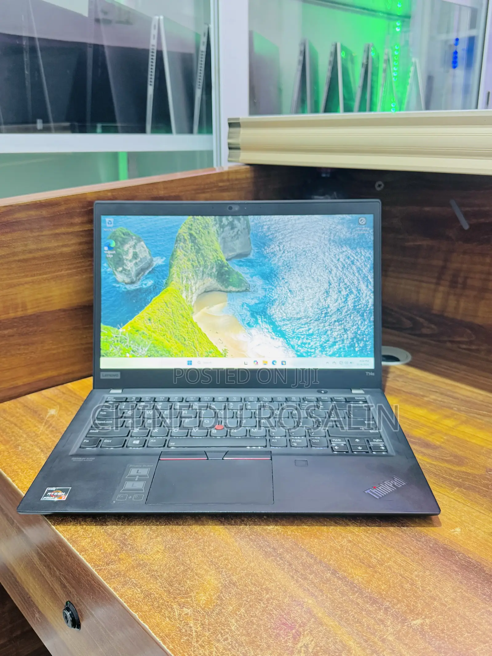 Laptop Lenovo ThinkPad T14s Gen 1 16GB AMD Ryzen 7 SSD 256GB