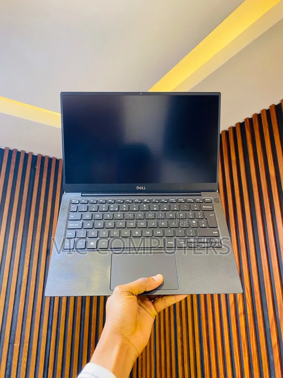 Laptop Dell Latitude 3390 2-in-1 8GB Intel Core i5 SSD 256GB