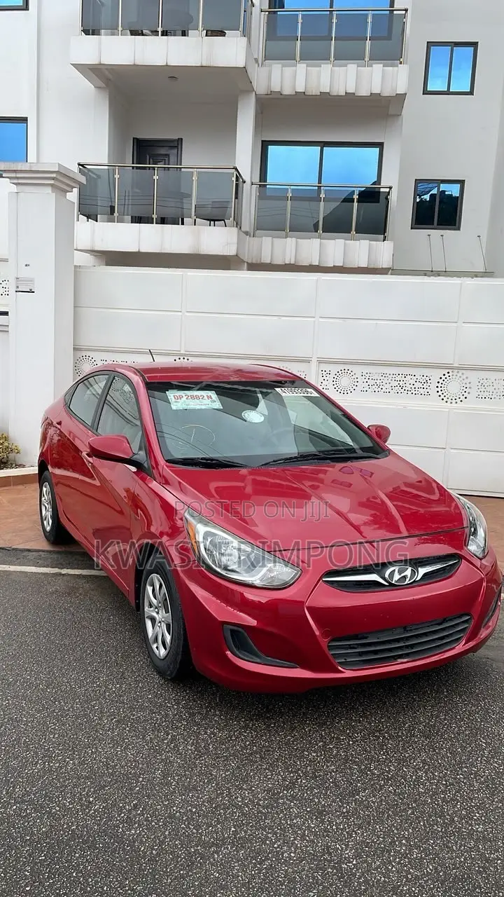 Hyundai Accent SE Sedan 2016 Red