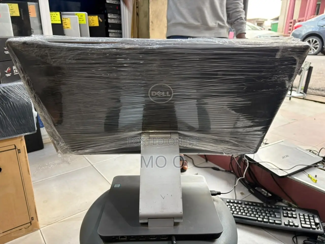 Desktop Computer Dell Inspiron 24 5000 8GB Intel Core i7 SSD 256GB