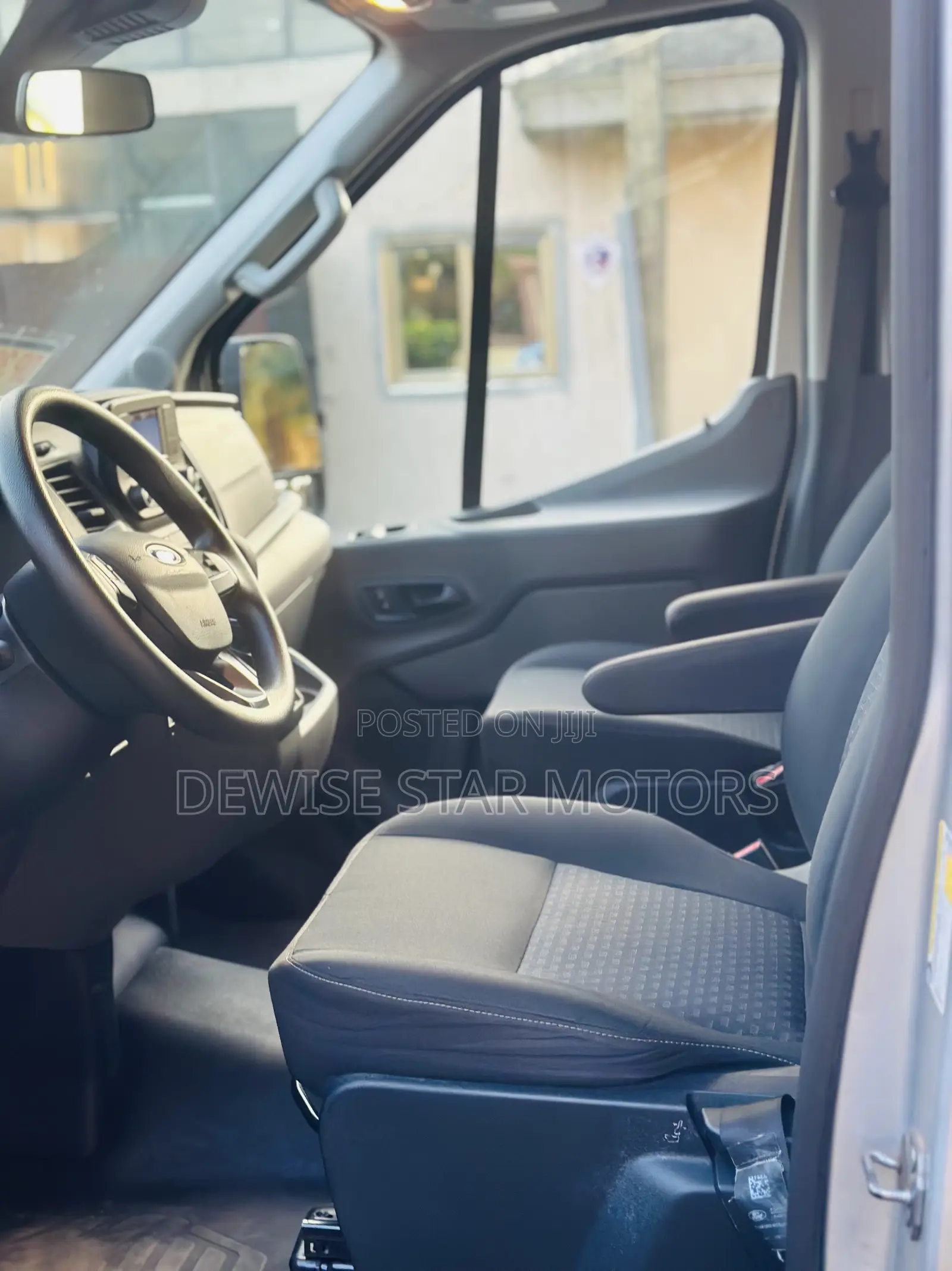 Ford Transit Crew Van 350 High Roof Van w/148" WB 2023 Silver