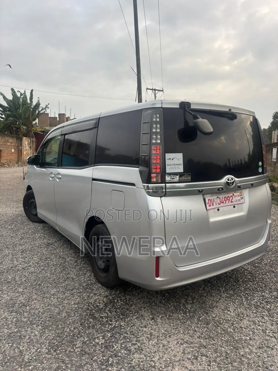 Toyota Voxy V 4WD 7-Seater 2015 Silver