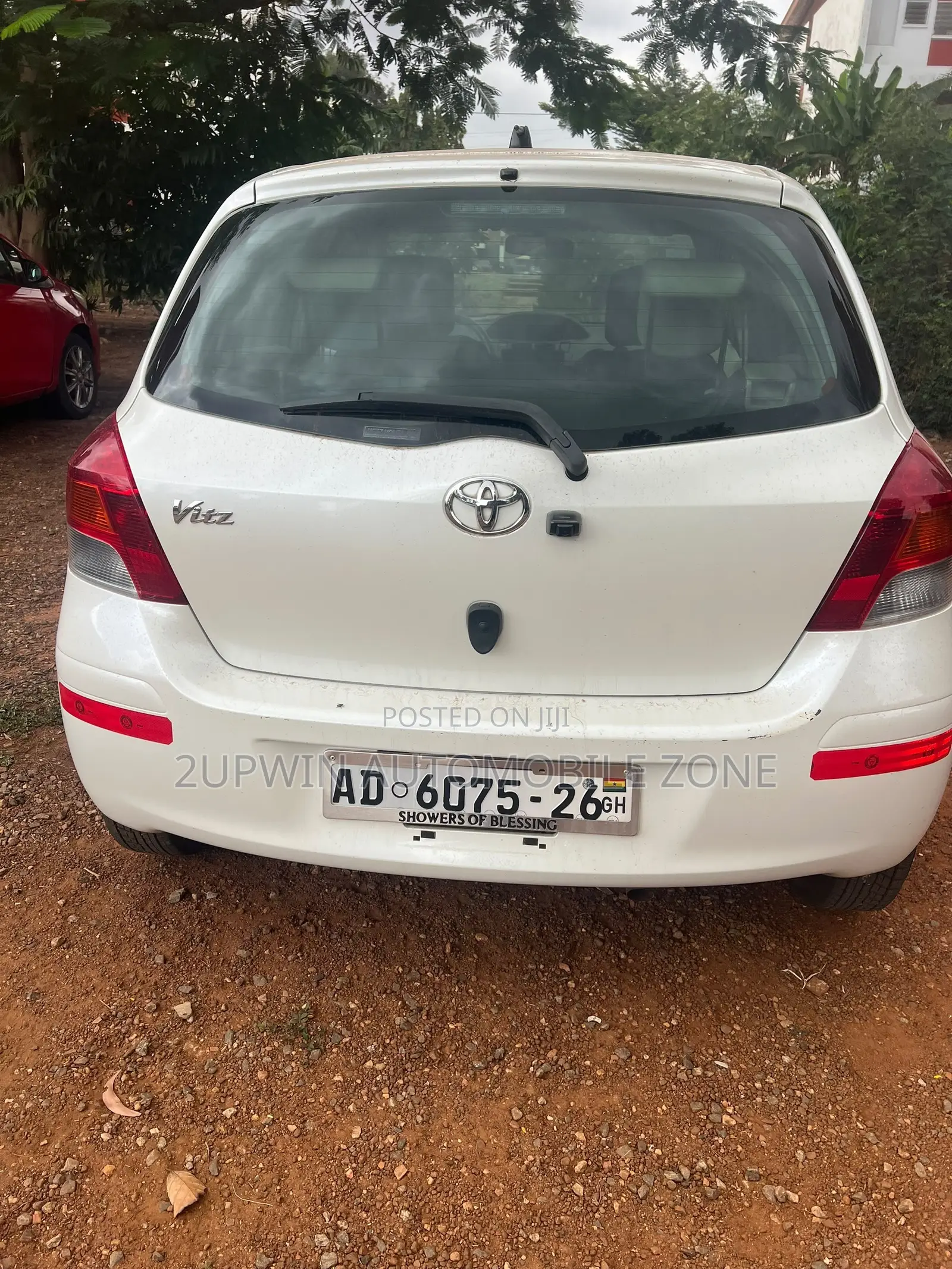 Toyota Vitz 2012 White