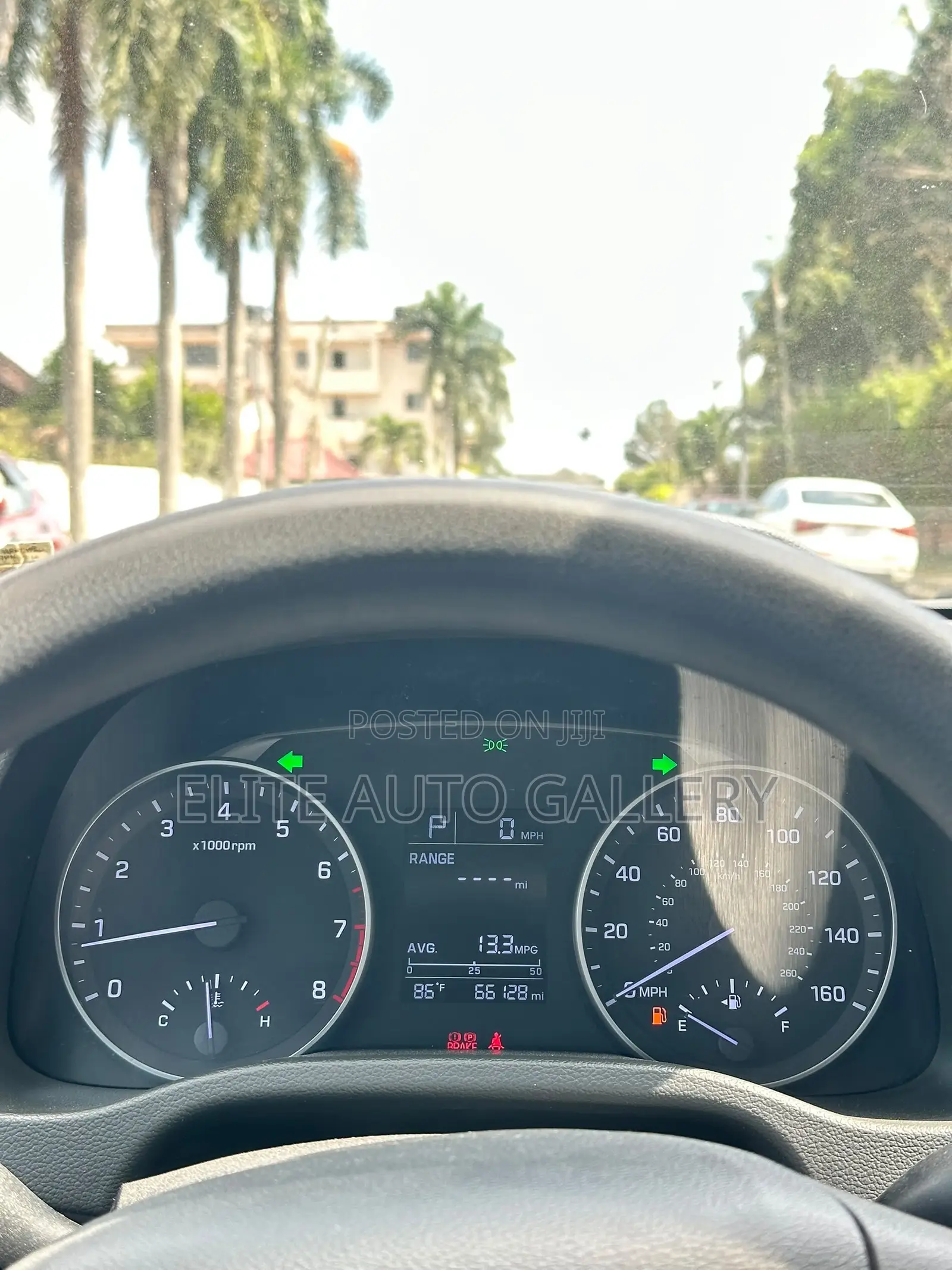 Hyundai Elantra Limited 2018 White
