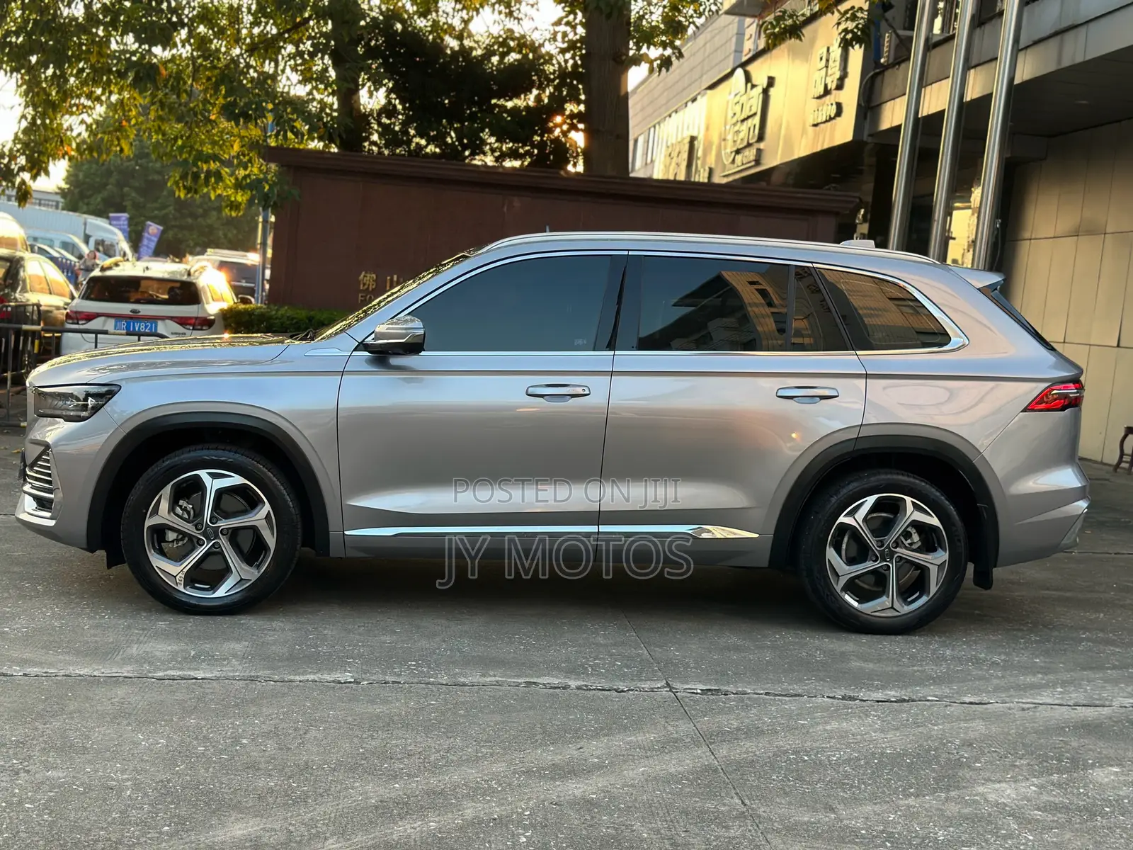 Geely Monjaro Exclusive 2024 Gray