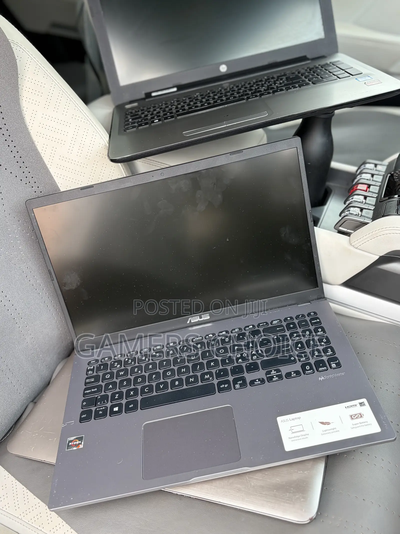 Laptop Asus Vivobook 15 8GB AMD Ryzen 5 SSD 256GB