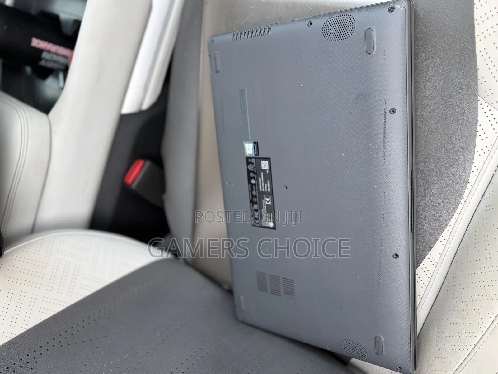 Laptop Asus Vivobook 15 8GB AMD Ryzen 5 SSD 256GB