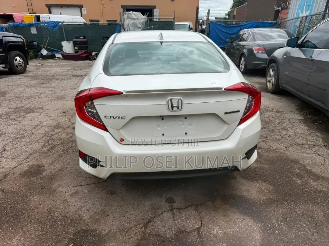 Honda Civic EX-L 4dr Sedan (1.5L 4cyl) 2017 White