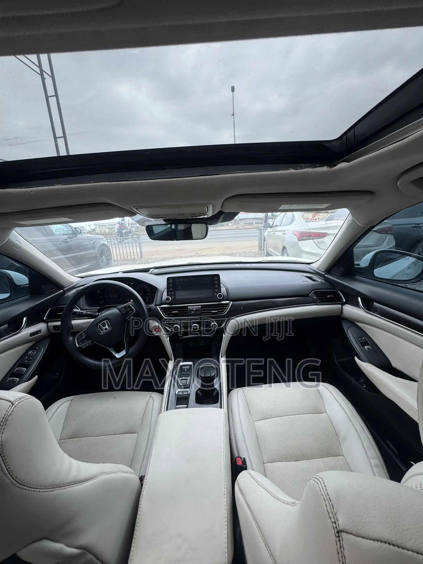 Honda Accord Sport (2.0L 4cyl Turbo 10A) 2019 White
