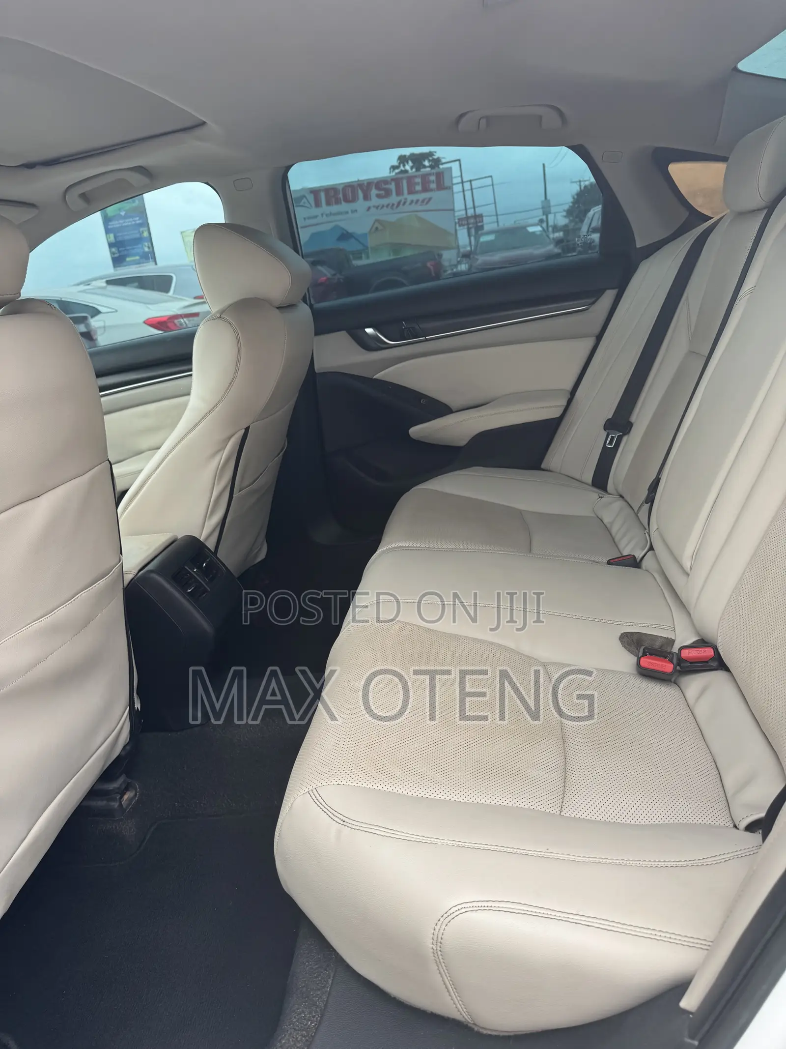 Honda Accord Sport (2.0L 4cyl Turbo 10A) 2019 White