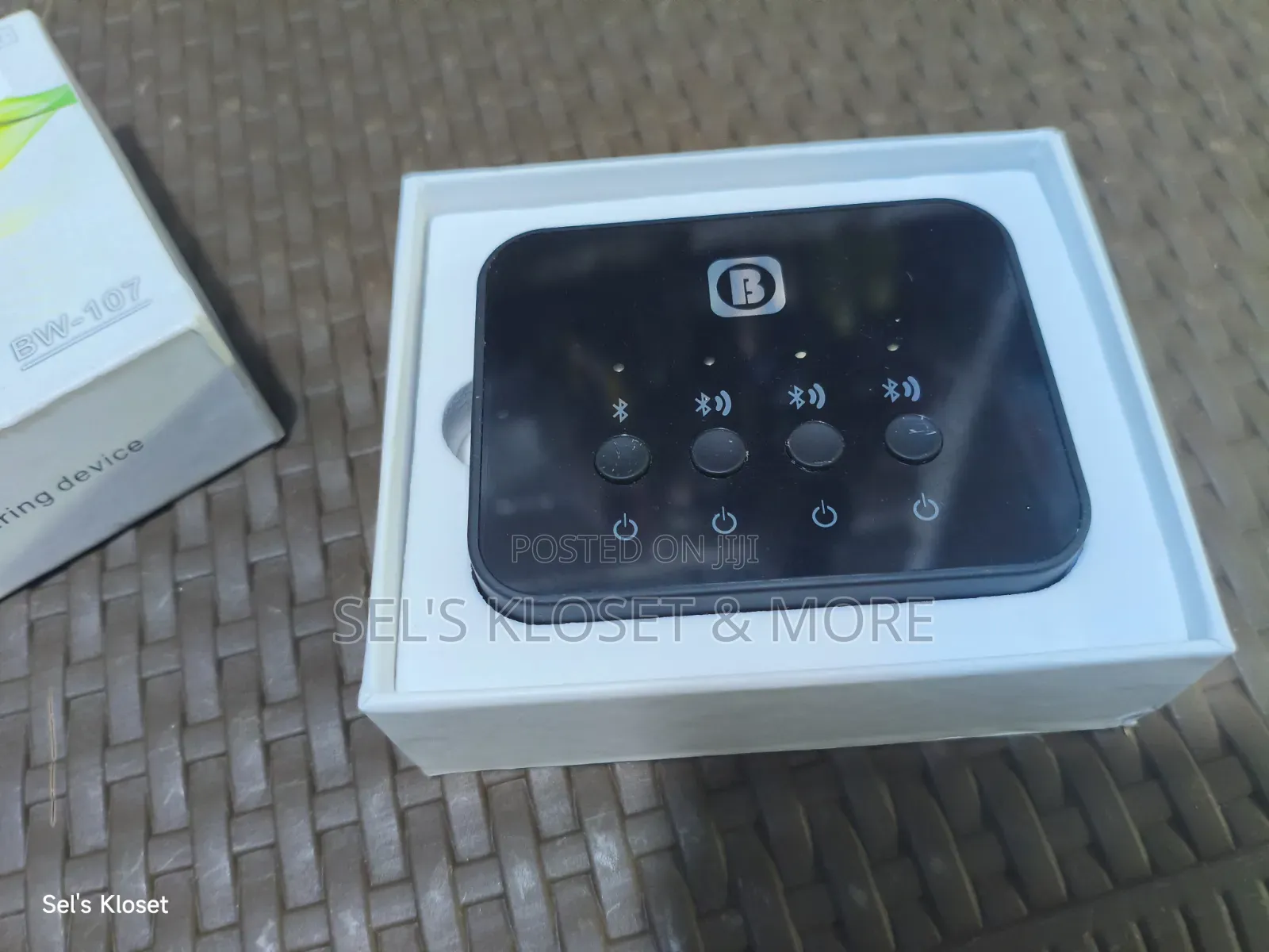 BW-107 Bluetooth Audio Sharing Device
