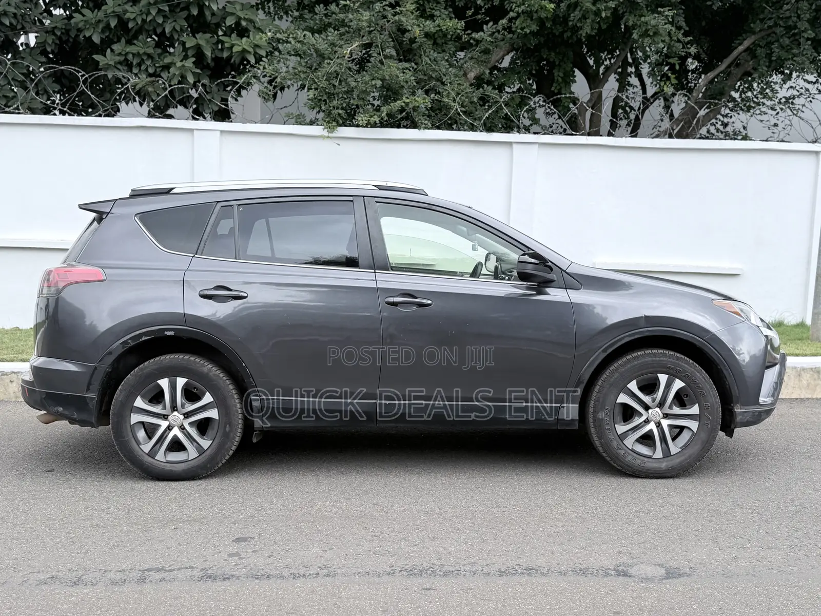 Toyota RAV4 2017 Gray