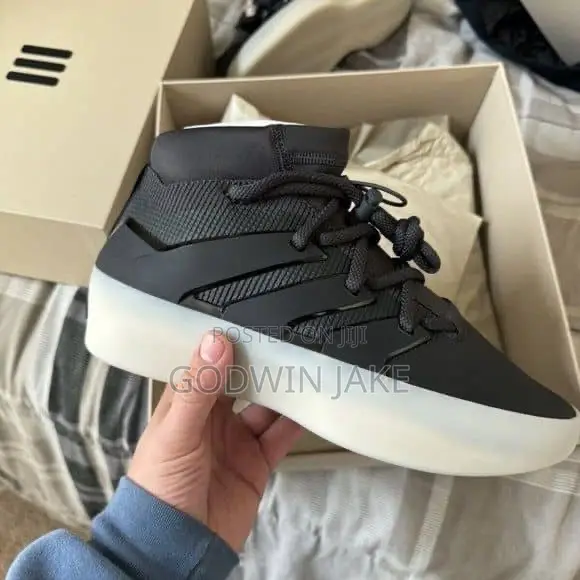 Adidas Fear of GodSneakers – Black/White