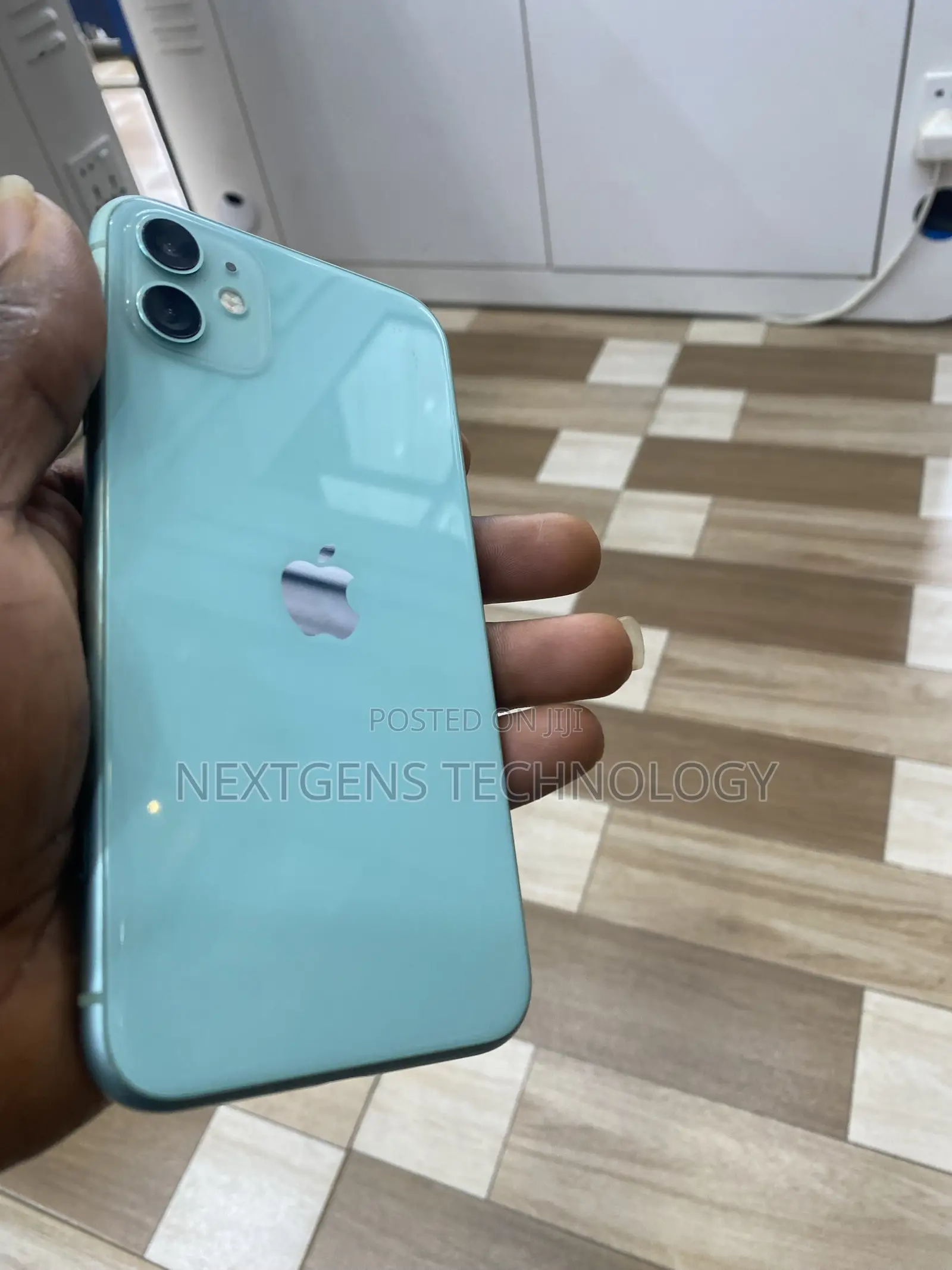 Apple iPhone 11 256 GB Green
