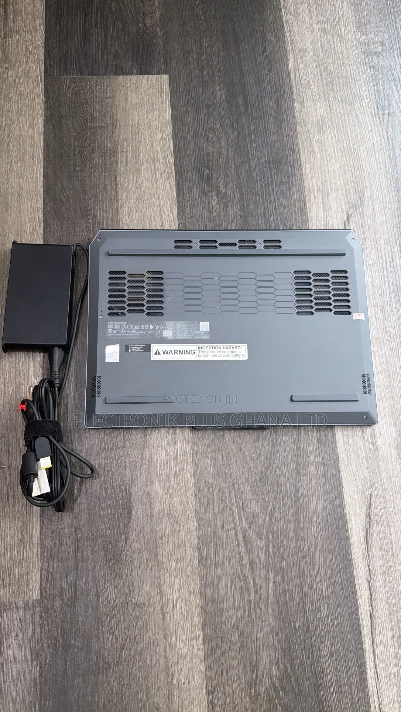 Laptop Lenovo LOQ 15ARP9 16GB Intel Core i7 SSD 512GB