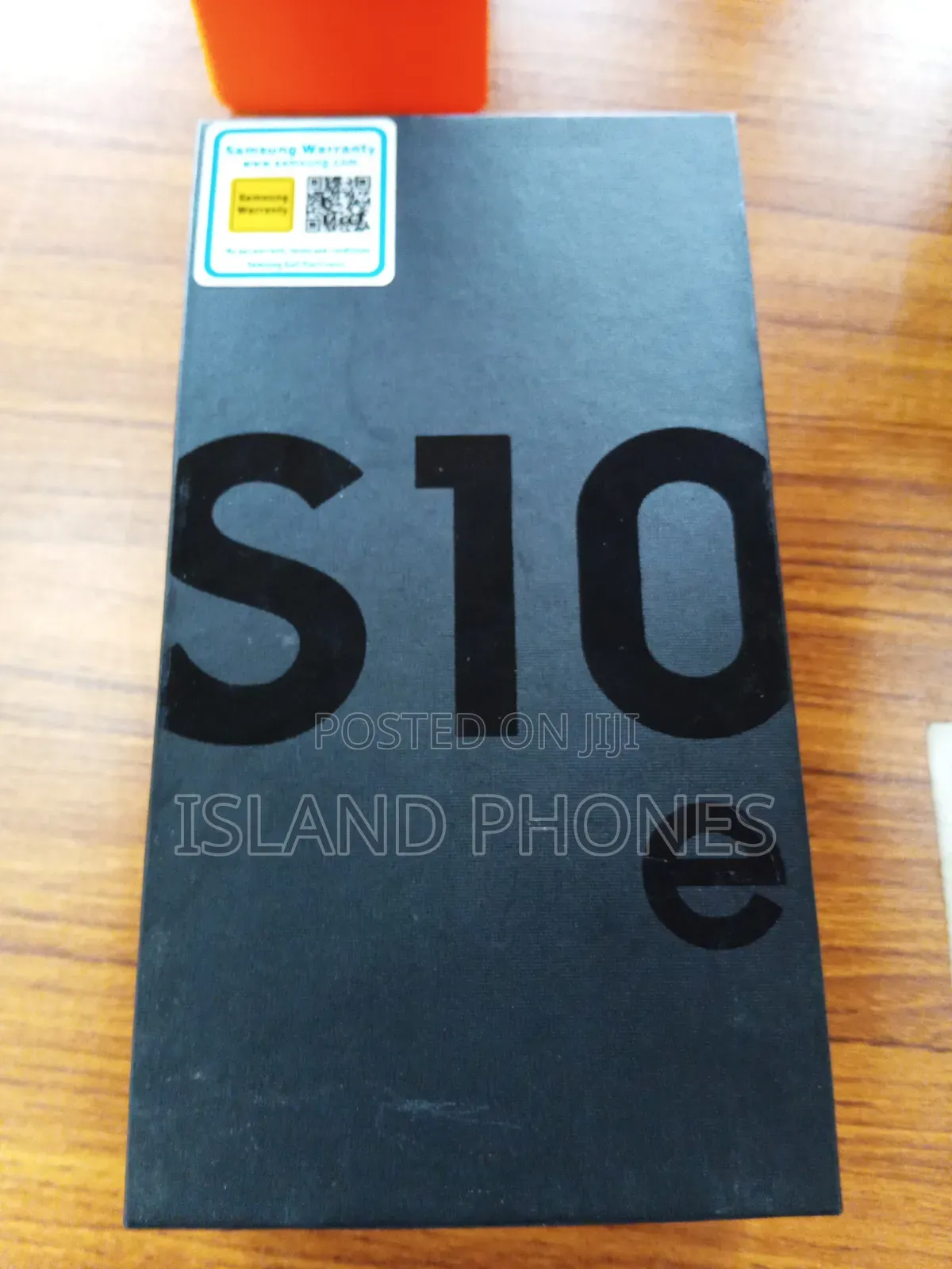 New Samsung Galaxy S10e 128 GB Black