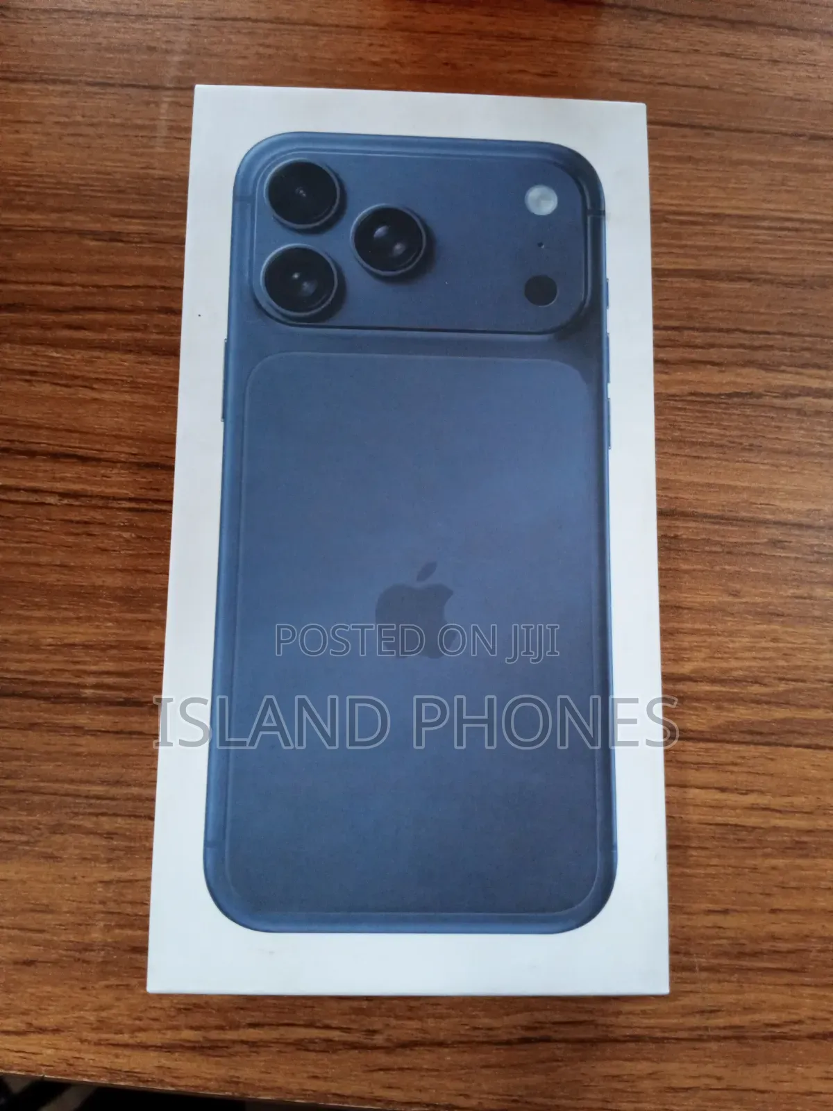 New Apple iPhone XR 128 GB Blue