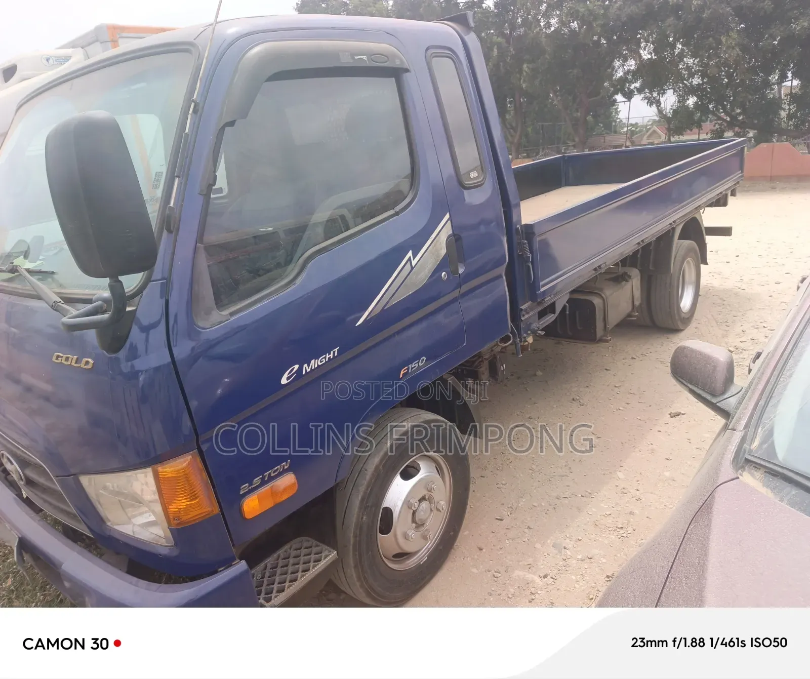 Hyundai Mighty 2012 Blue