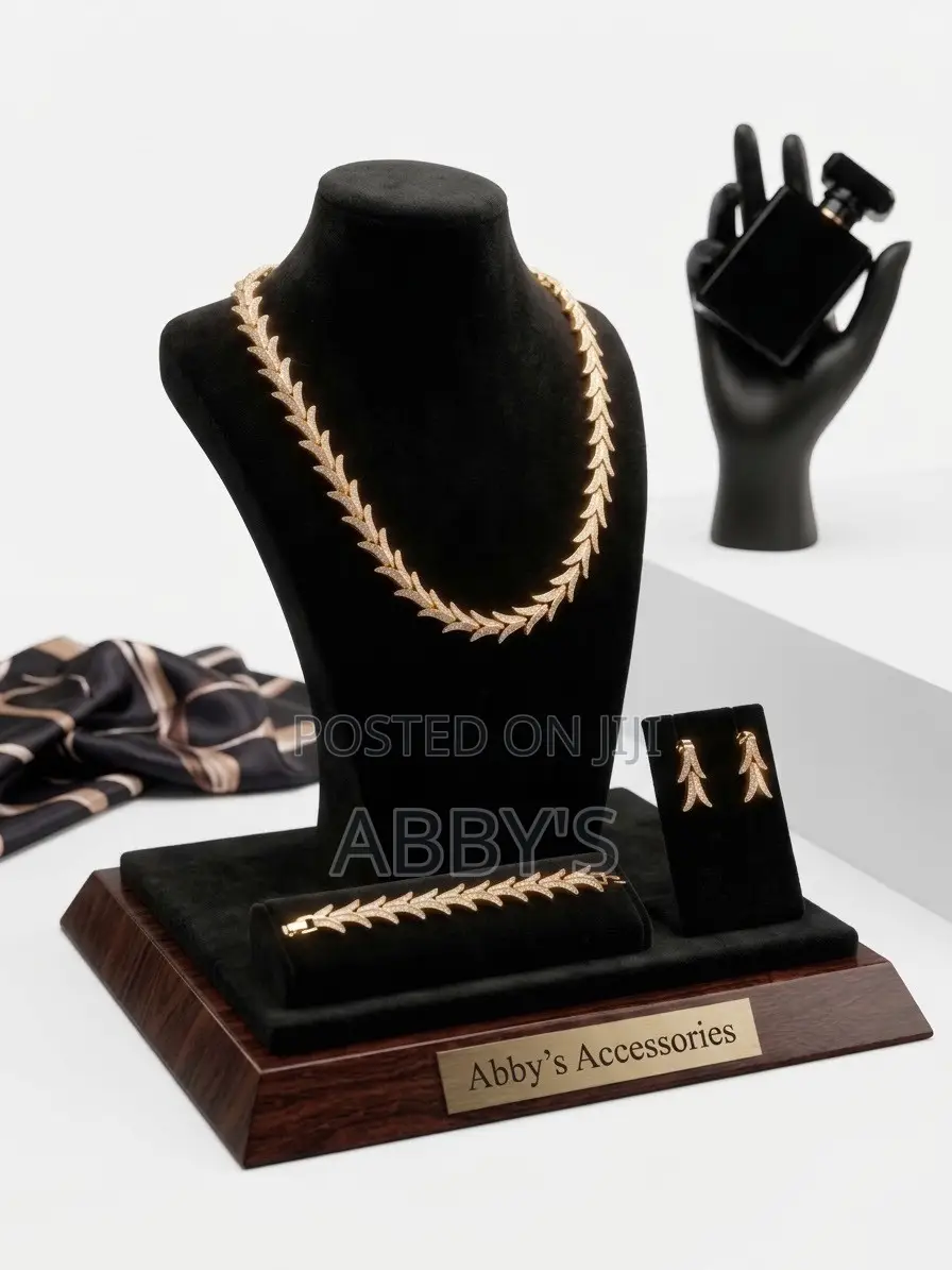 14 Carat Gold Plated Aurelia Flora 4-in-1 Jewelry Set
