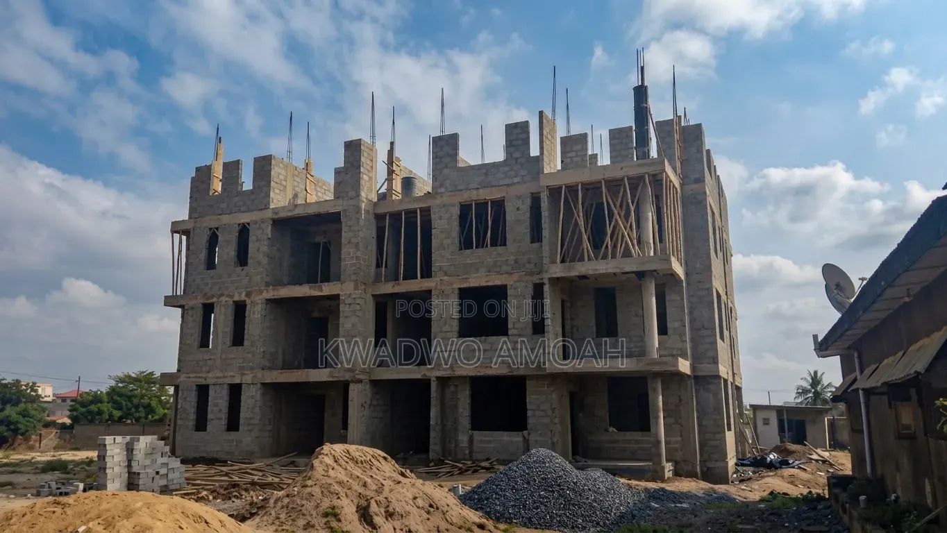 16bdrm Apartment in Community 25 for sale