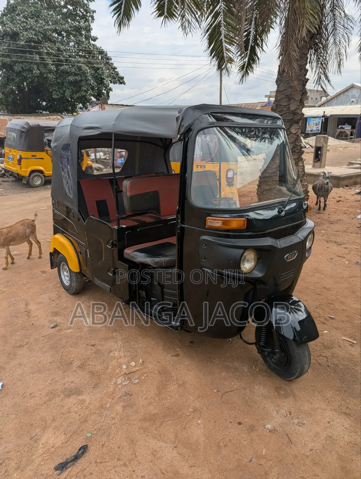 Bajaj RE 2025 Black