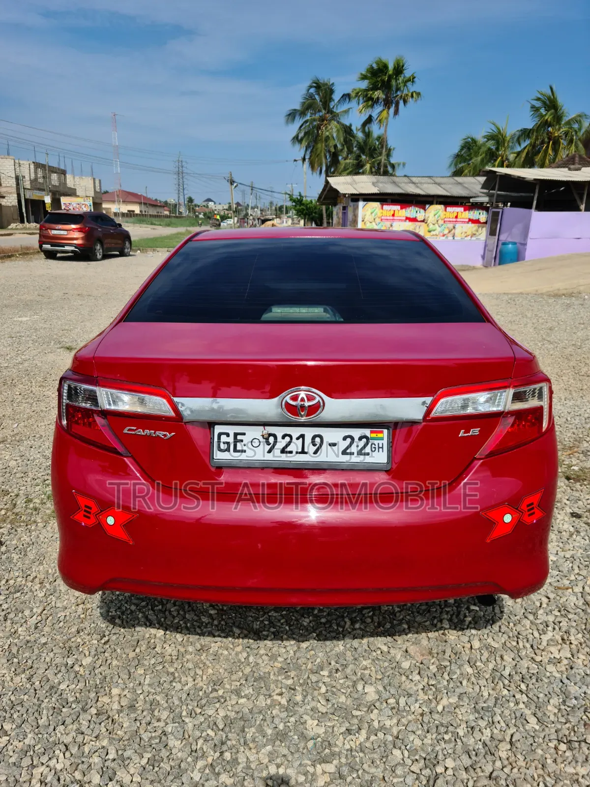 Toyota Camry LE 4dr Sedan (2.5L 4cyl 6A) 2014 Red