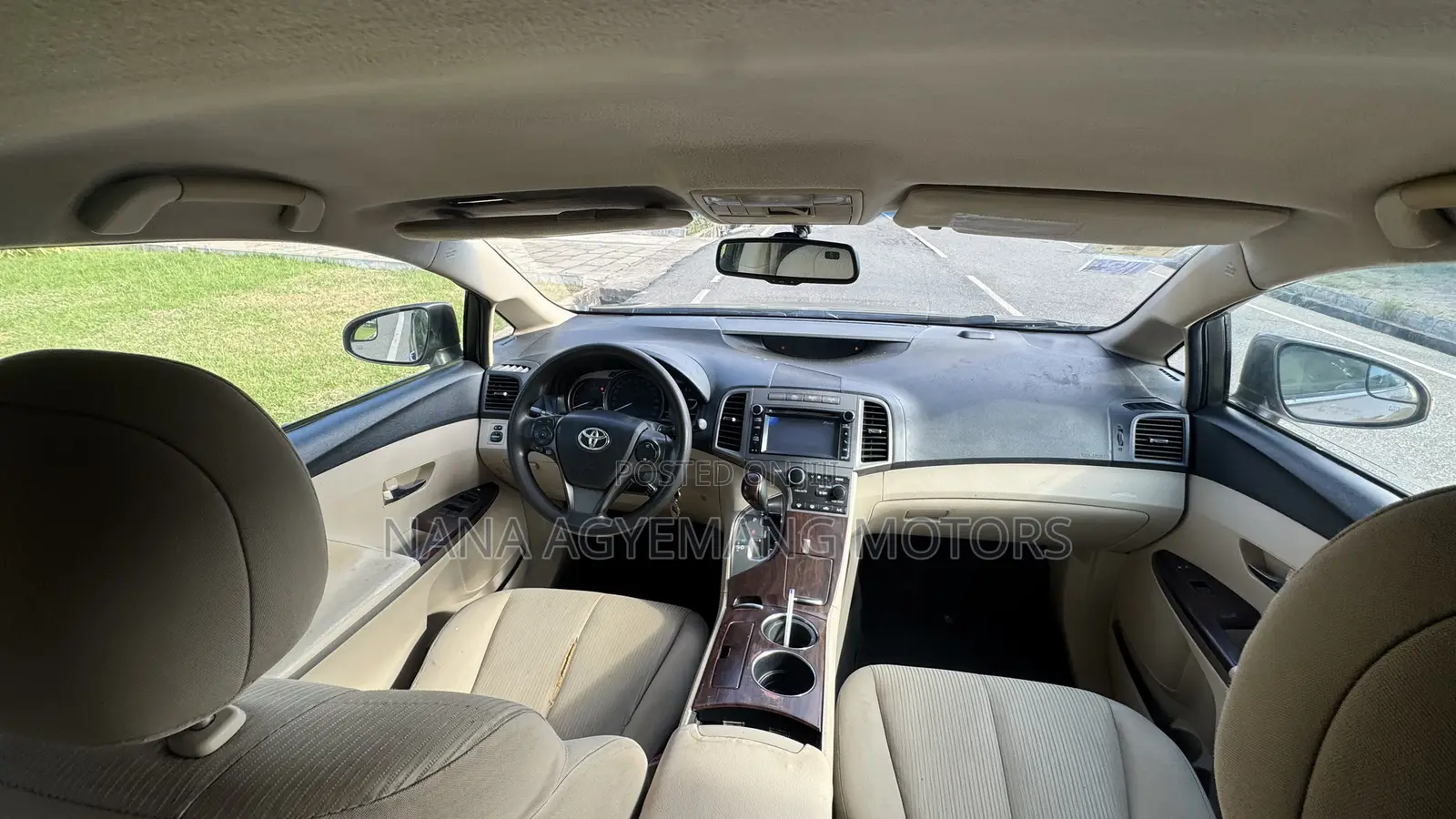 Toyota Venza LE 2014 Gold