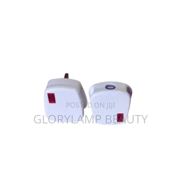 13A Fused Plug With Neon Indicator Light – UK 3-Pin Plug