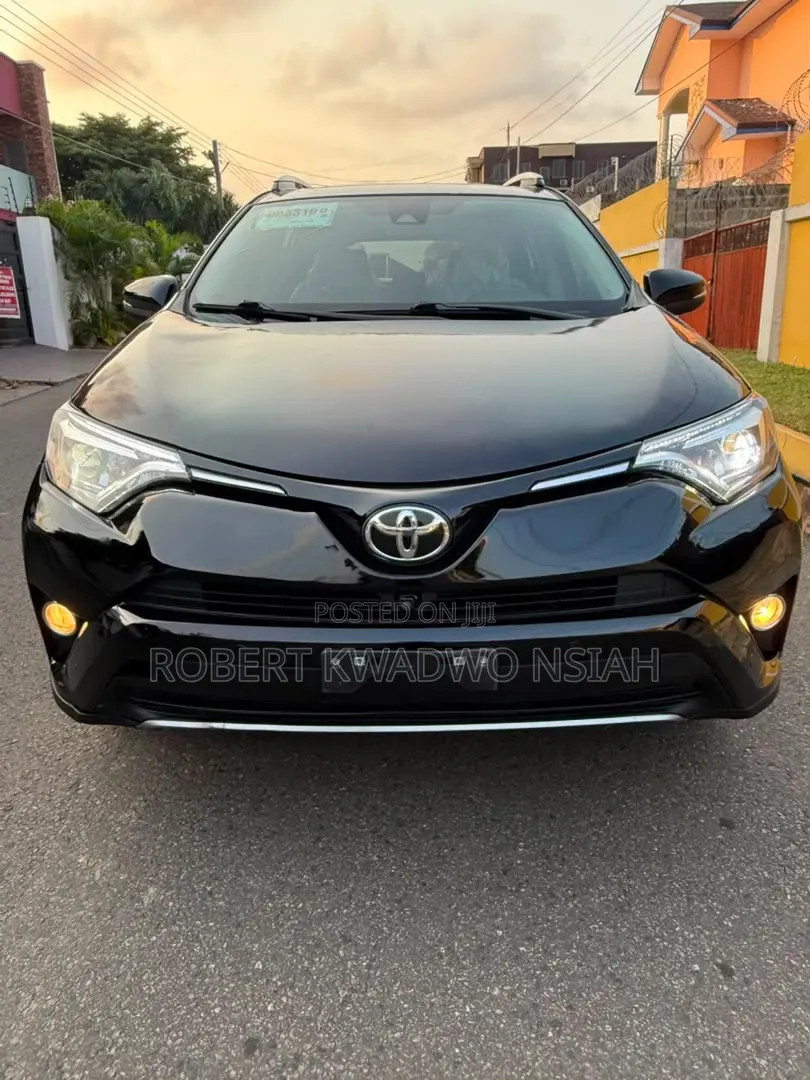 Toyota RAV4 Limited 4dr SUV AWD (2.5L 4cyl 6A) 2018 Black