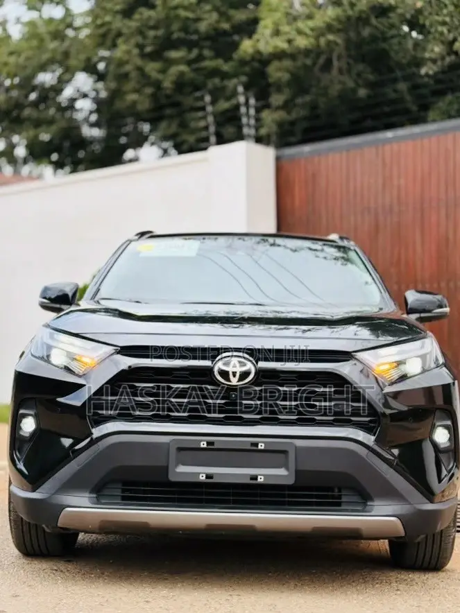 Toyota RAV4 2024 Black