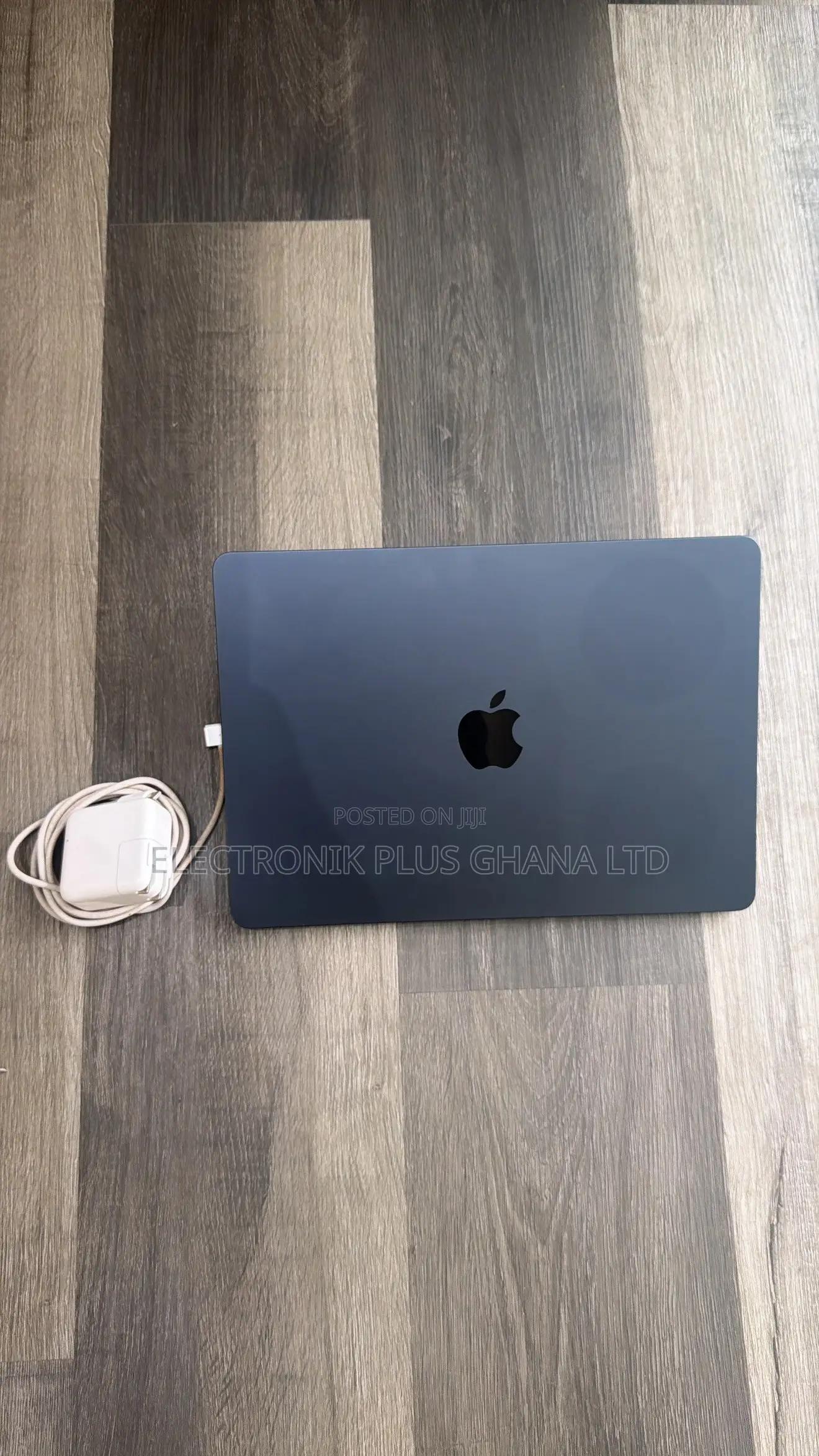 Laptop Apple MacBook Air 2022 M2 8GB Apple M2 SSD 256GB