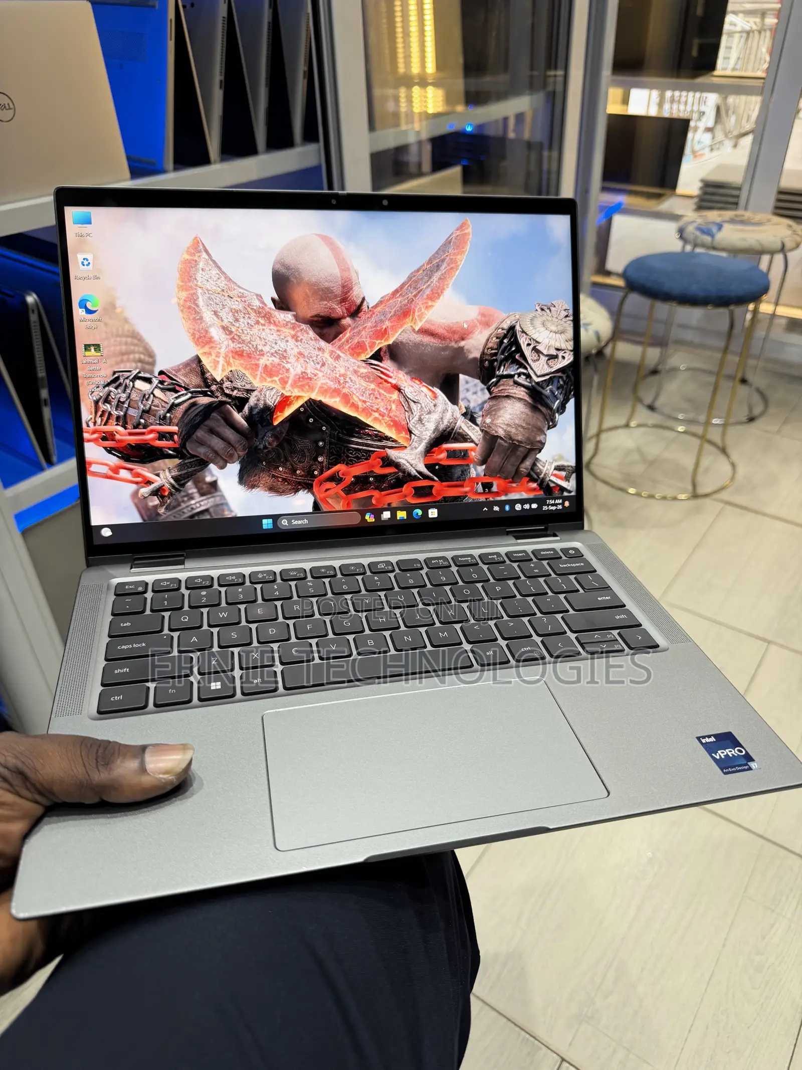 Laptop Dell Inspiron 14 7440 2-in-1 32GB Intel Core i7 SSD 512GB