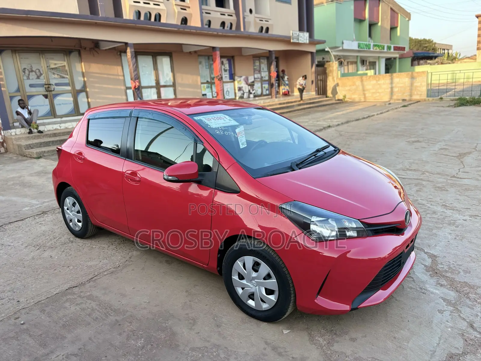Toyota Vitz 1.3 FWD 5dr 2016 Red